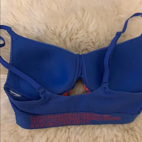 Calvin Klein bra - Picture 2 of 2